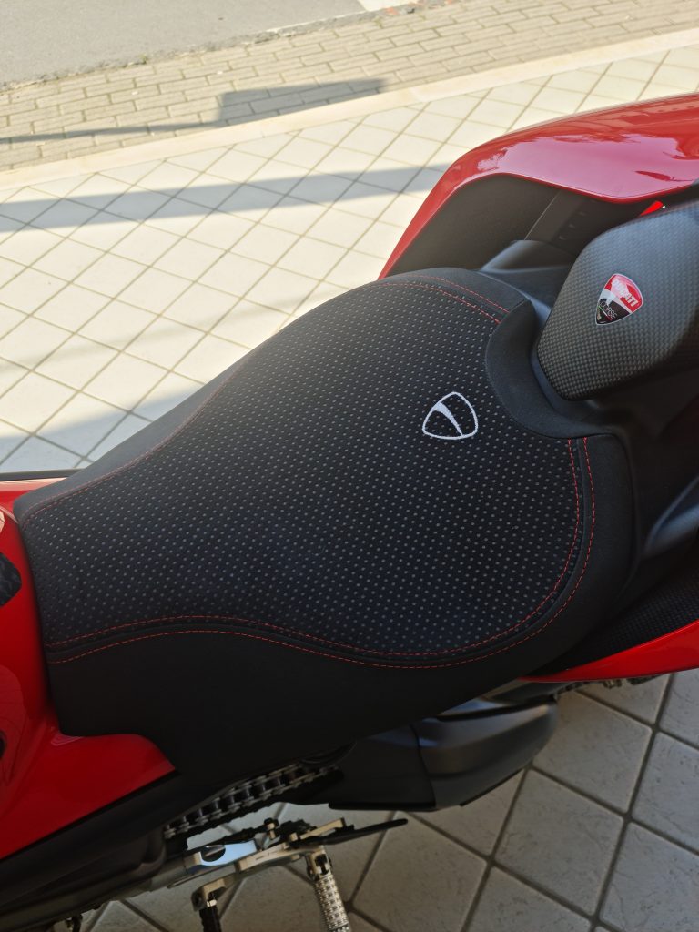 Ducati Streetfighter V4s Rossa Sella Comfort