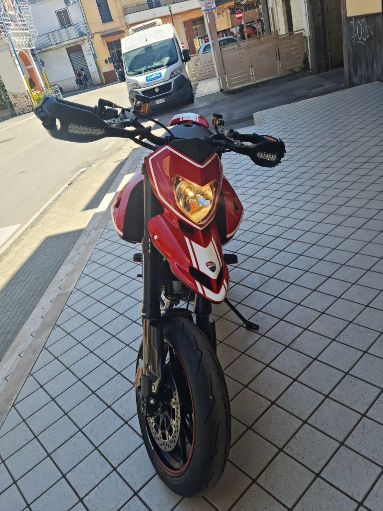 Ducati Hypermotard 1100 evo sp Come nuova