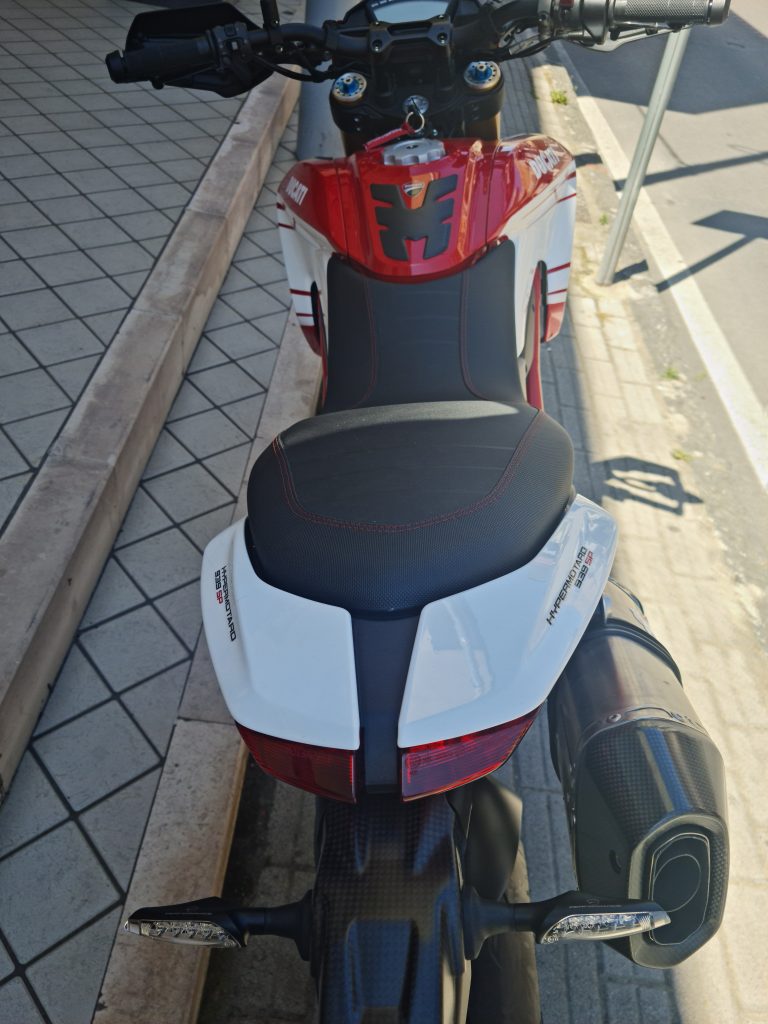 Ducati Hypermotard 939 sp Offerta