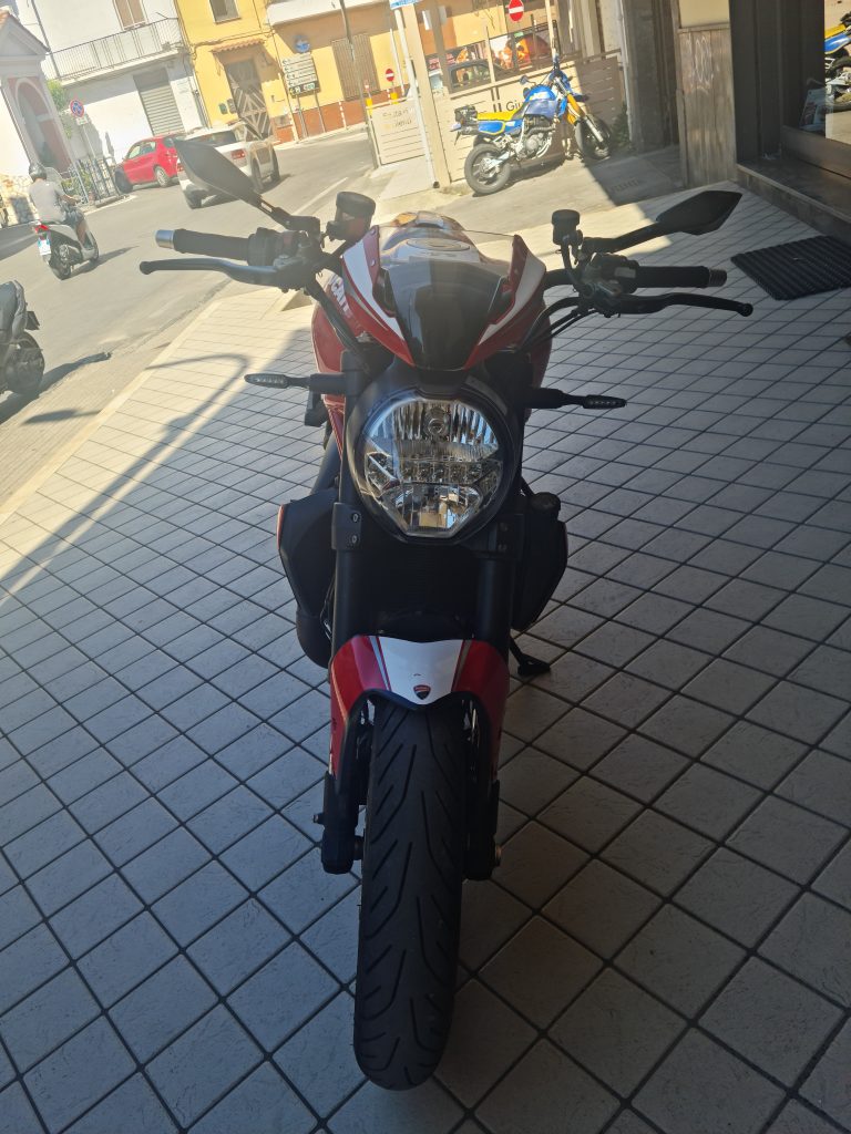 Ducati Monster 1200 Rosso Finanziabile
