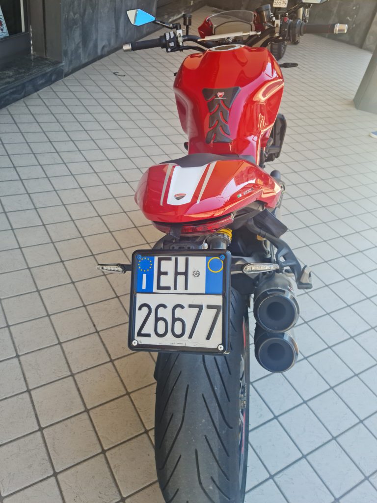 Ducati Monster 1200 Rosso Offerta