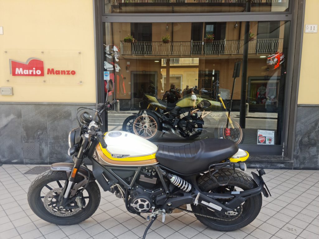 Ducati Scrambler Mac 2 800 Usato