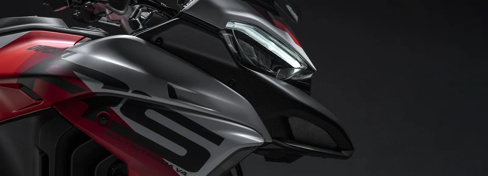 Ducati-Multistrada-RS-DWP24-Overview-hero-short-1600x1000-03