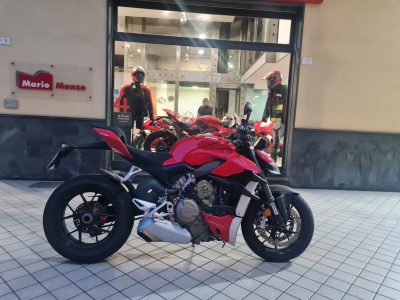 Ducati Streetfighter V4 rossa usato